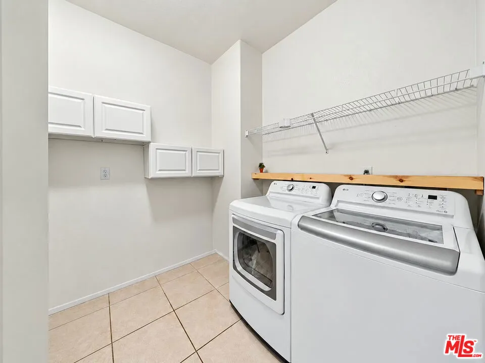 17886 Robusta Drive Riverside, CA 92503