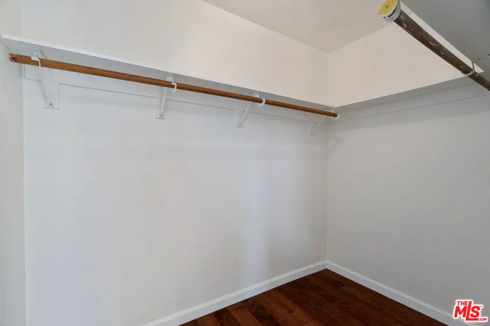 535 E Walnut Avenue #B El Segundo, CA 90245