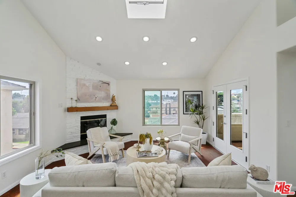 535 E Walnut Avenue #B El Segundo, CA 90245