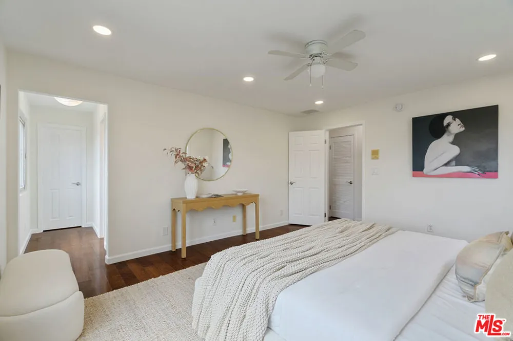 535 E Walnut Avenue #B El Segundo, CA 90245