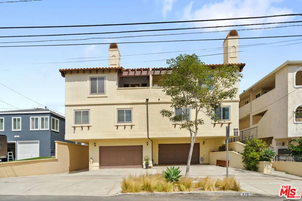 535 E Walnut Avenue #B El Segundo, CA 90245