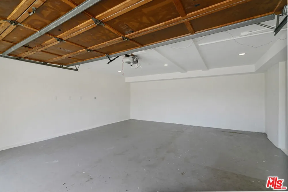 535 E Walnut Avenue #B El Segundo, CA 90245