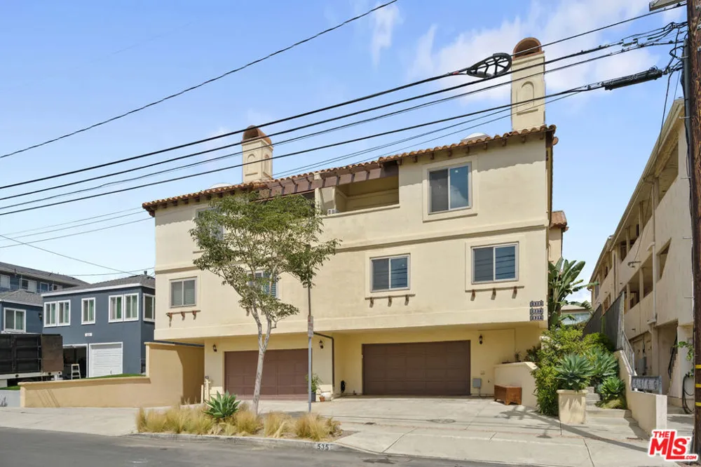 535 E Walnut Avenue #B El Segundo, CA 90245
