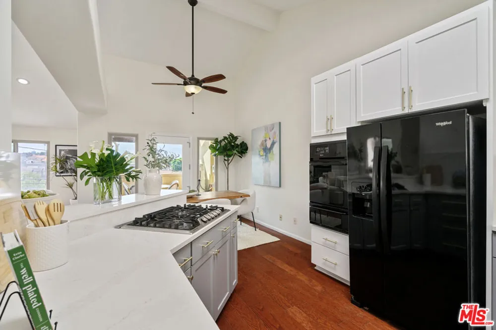535 E Walnut Avenue #B El Segundo, CA 90245