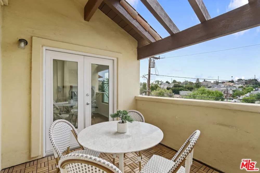 535 E Walnut Avenue #B El Segundo, CA 90245