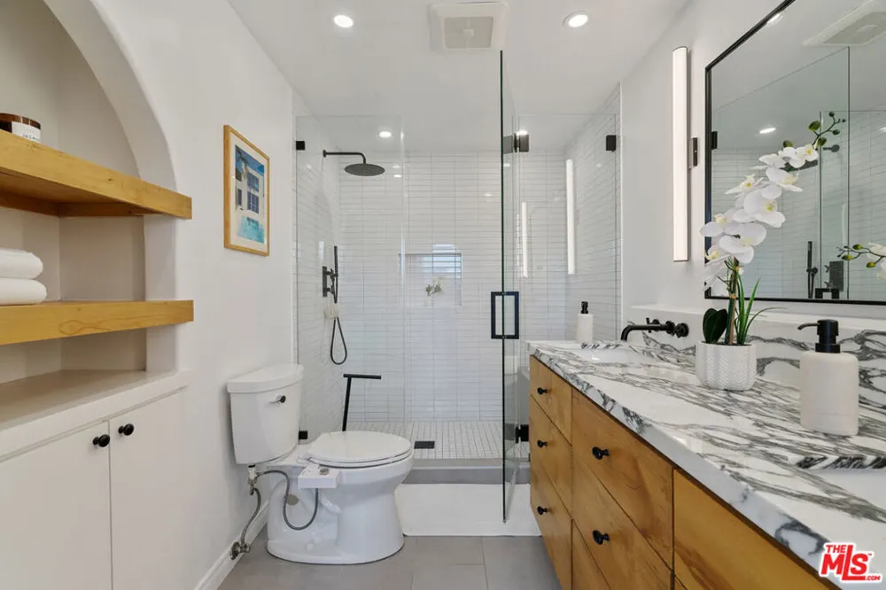 535 E Walnut Avenue #B El Segundo, CA 90245