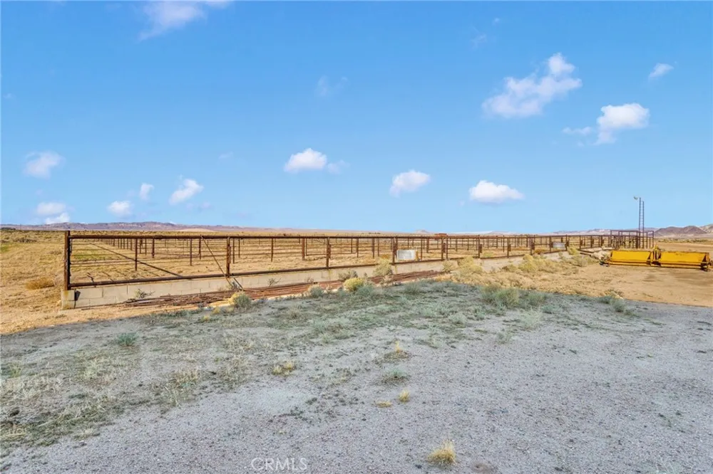 37404 Harvard Road Newberry Springs, CA 92365