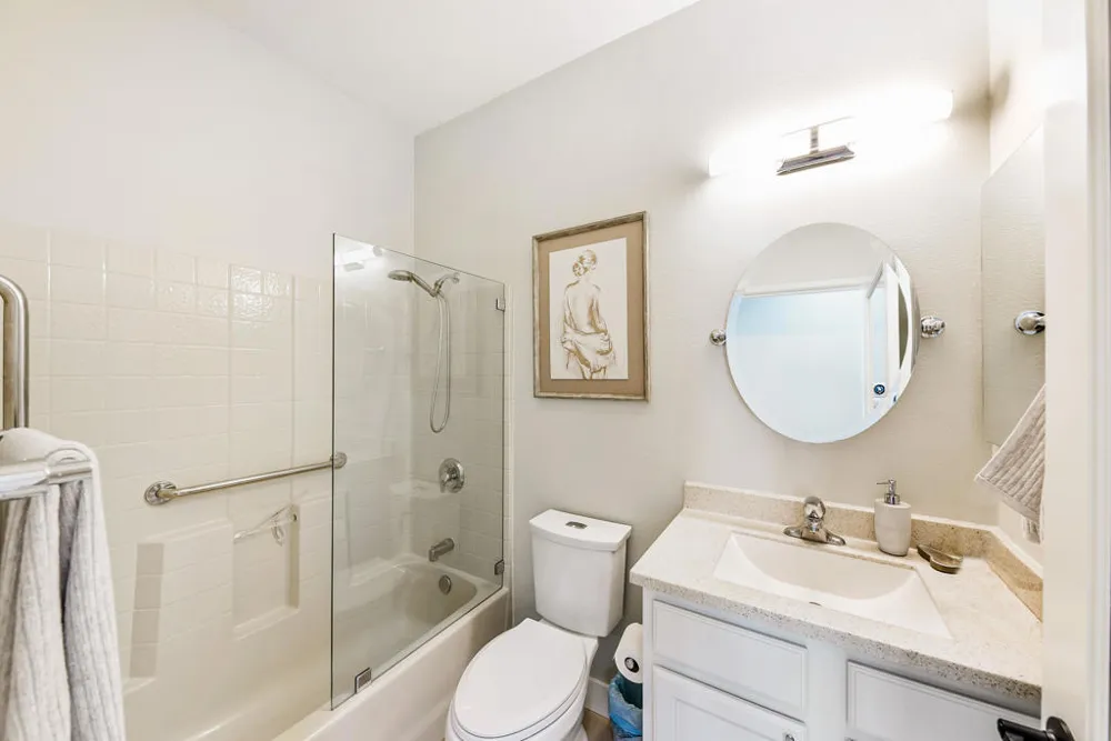 39676 Somerset Avenue Palm Desert, CA 92211