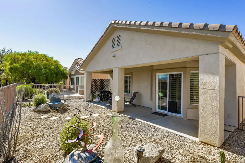 39676 Somerset Avenue Palm Desert, CA 92211