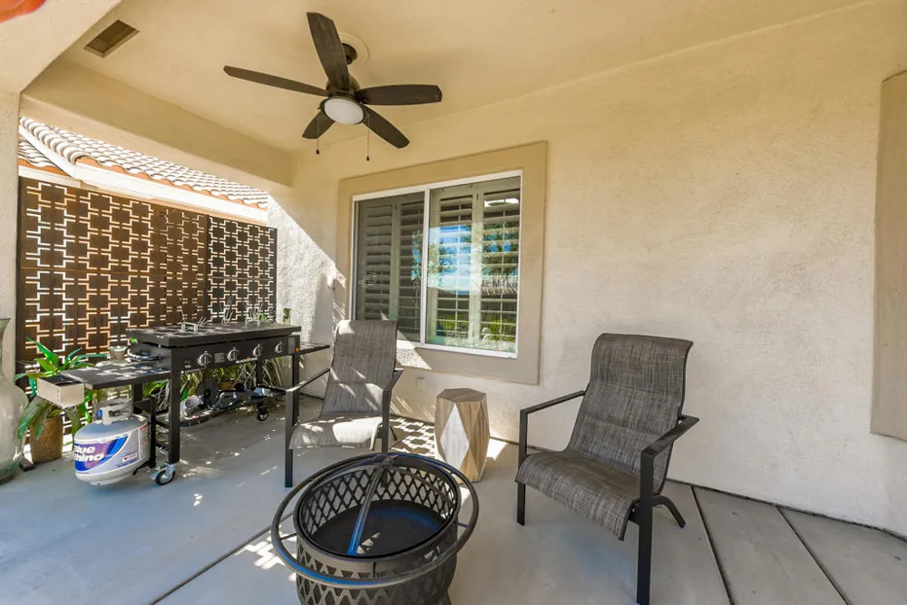 39676 Somerset Avenue Palm Desert, CA 92211