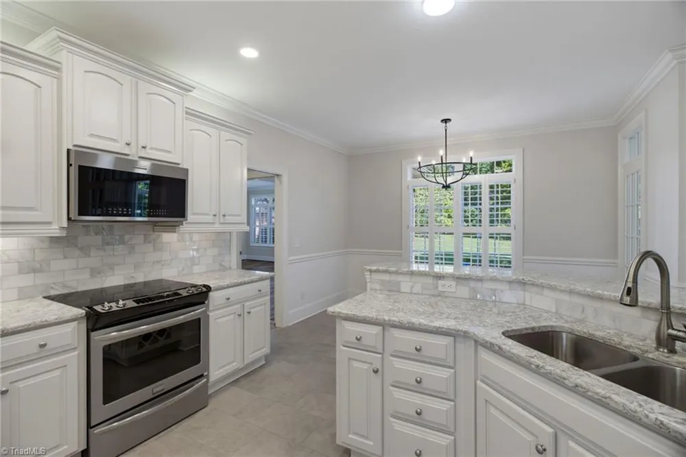 5696 Green Dale Court Summerfield, NC 27358