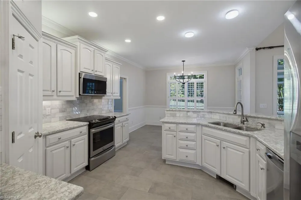 5696 Green Dale Court Summerfield, NC 27358