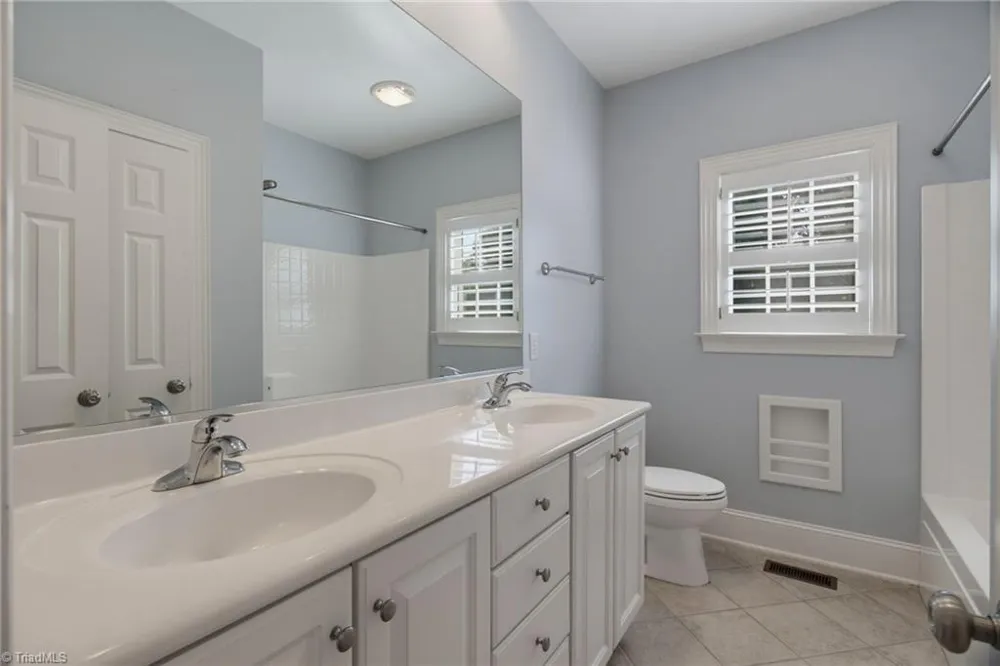 5696 Green Dale Court Summerfield, NC 27358