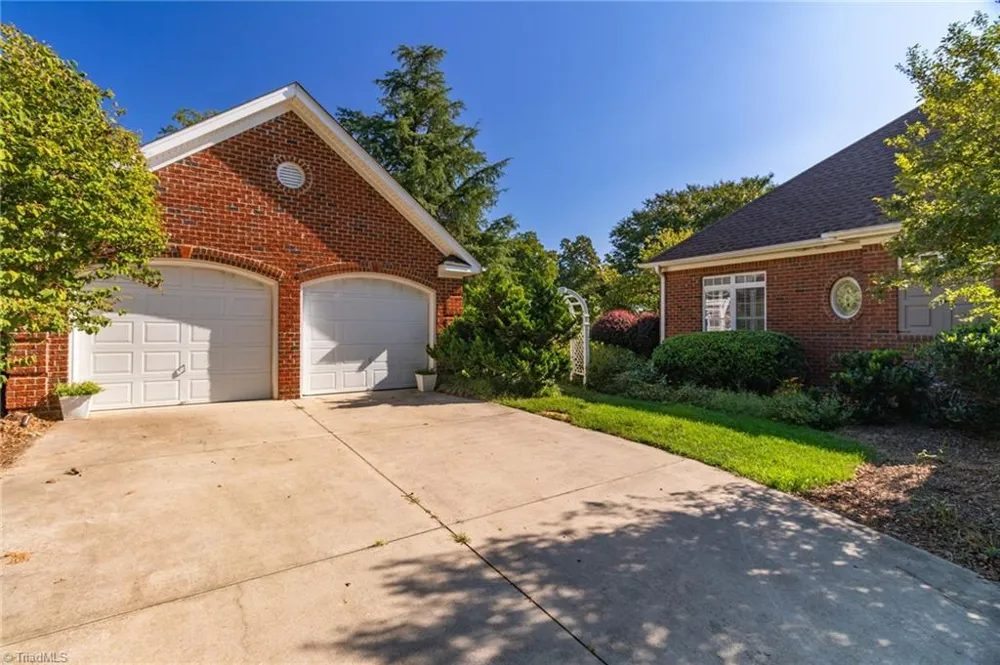 5696 Green Dale Court Summerfield, NC 27358