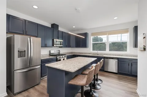 3971 Trailwaycommons Circle