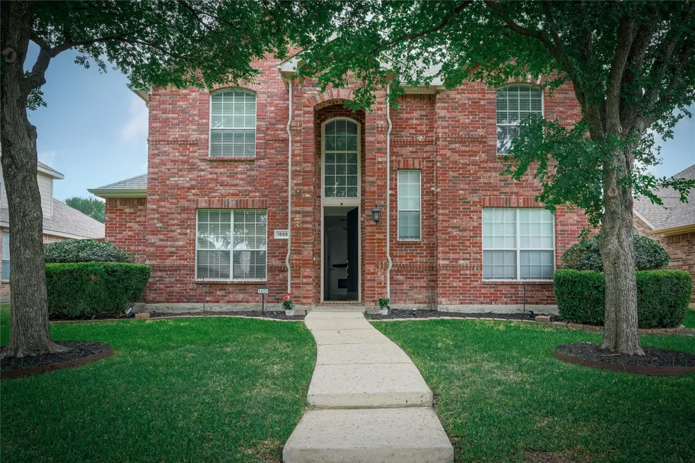 1659 Granite Rapids Drive Frisco, TX 75036