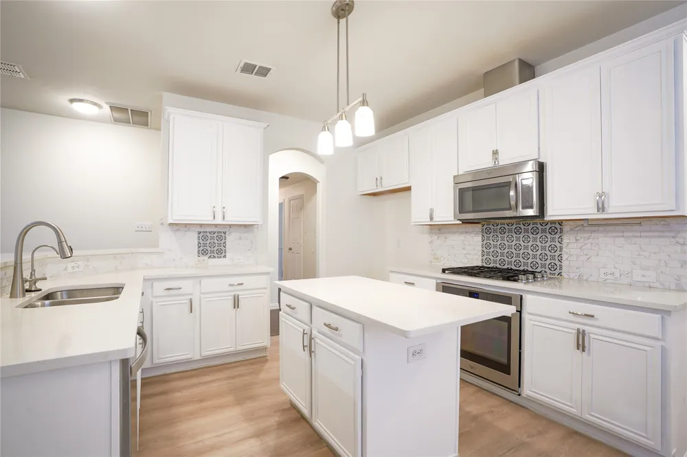 1659 Granite Rapids Drive Frisco, TX 75036