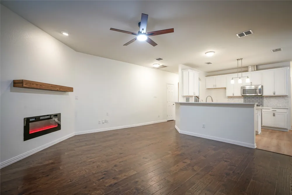 1659 Granite Rapids Drive Frisco, TX 75036