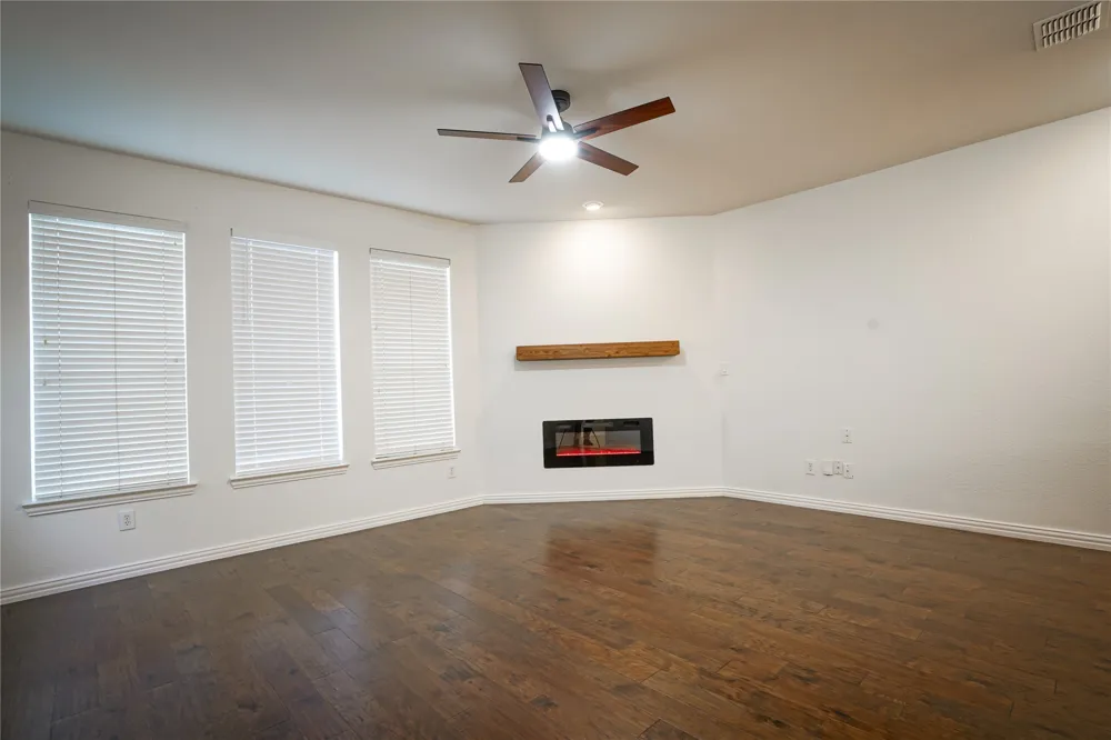 1659 Granite Rapids Drive Frisco, TX 75036
