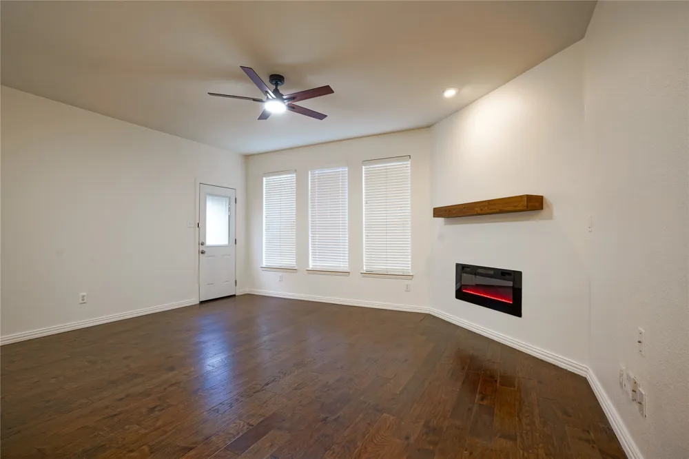 1659 Granite Rapids Drive Frisco, TX 75036
