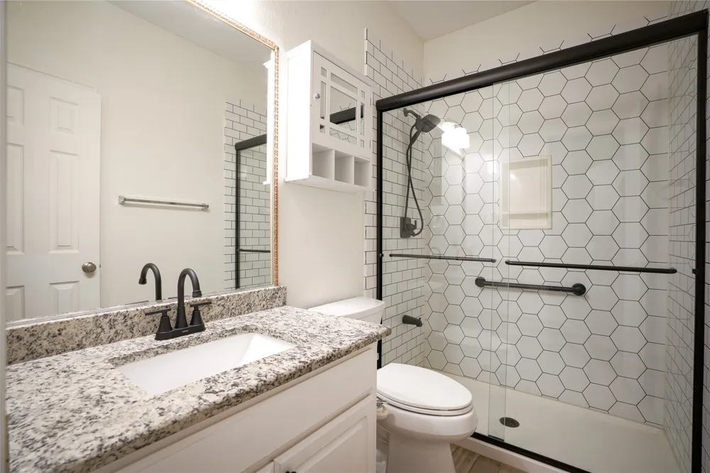 1659 Granite Rapids Drive Frisco, TX 75036