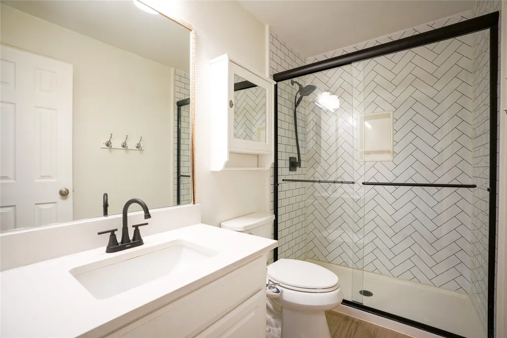 1659 Granite Rapids Drive Frisco, TX 75036