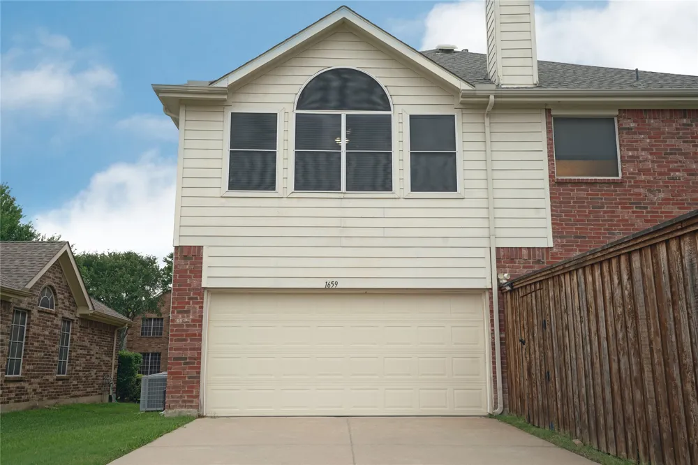 1659 Granite Rapids Drive Frisco, TX 75036