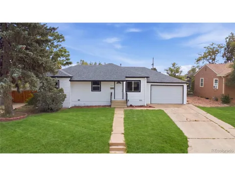 2240 Hoyt Drive