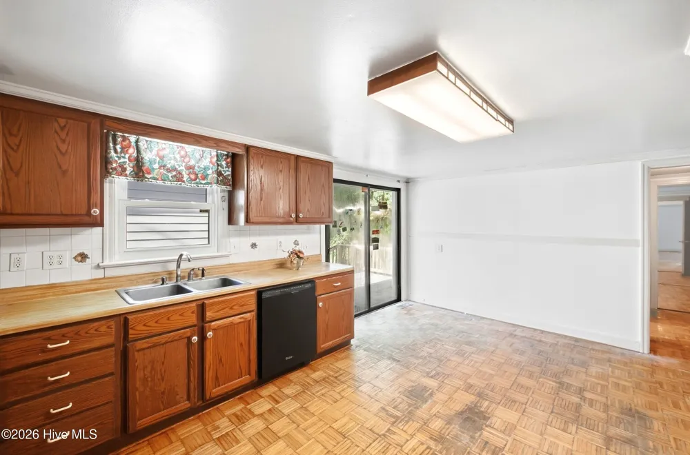 5706 Camellia Lane Wilmington, NC 28409