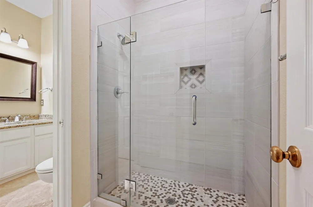 841 Old Orchard Lane Lewisville, TX 75077