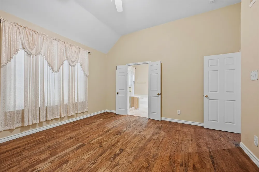 841 Old Orchard Lane Lewisville, TX 75077
