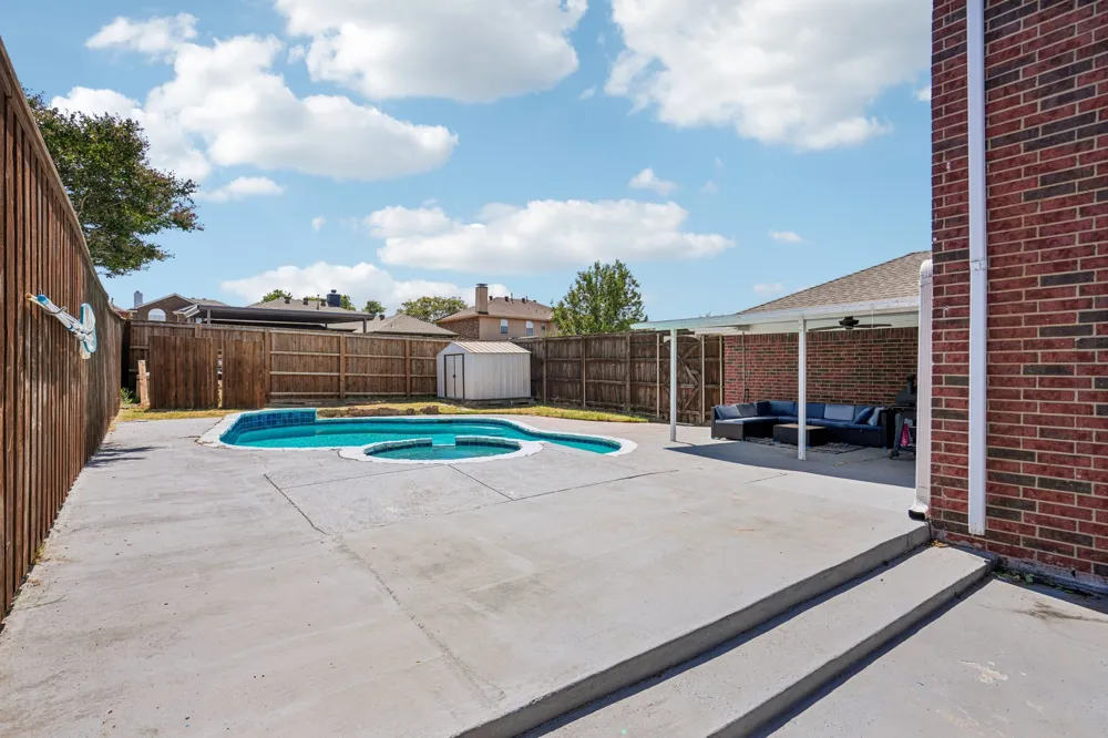 206 Tanglewood Drive Wylie, TX 75098