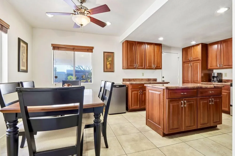 6110 Saint Andrews Plaza Palm Springs, CA 92264