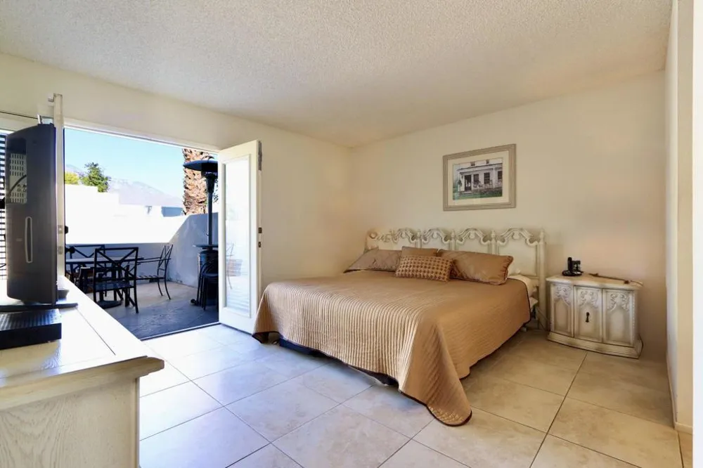 6110 Saint Andrews Plaza Palm Springs, CA 92264