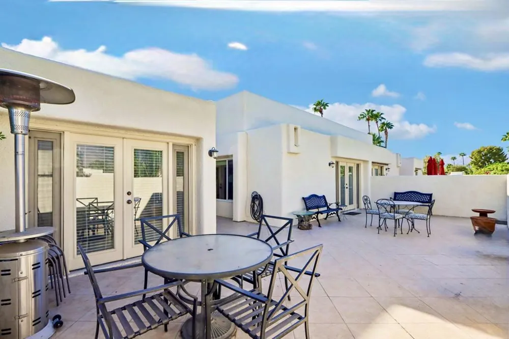 6110 Saint Andrews Plaza Palm Springs, CA 92264