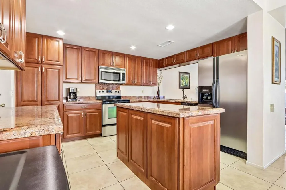 6110 Saint Andrews Plaza Palm Springs, CA 92264