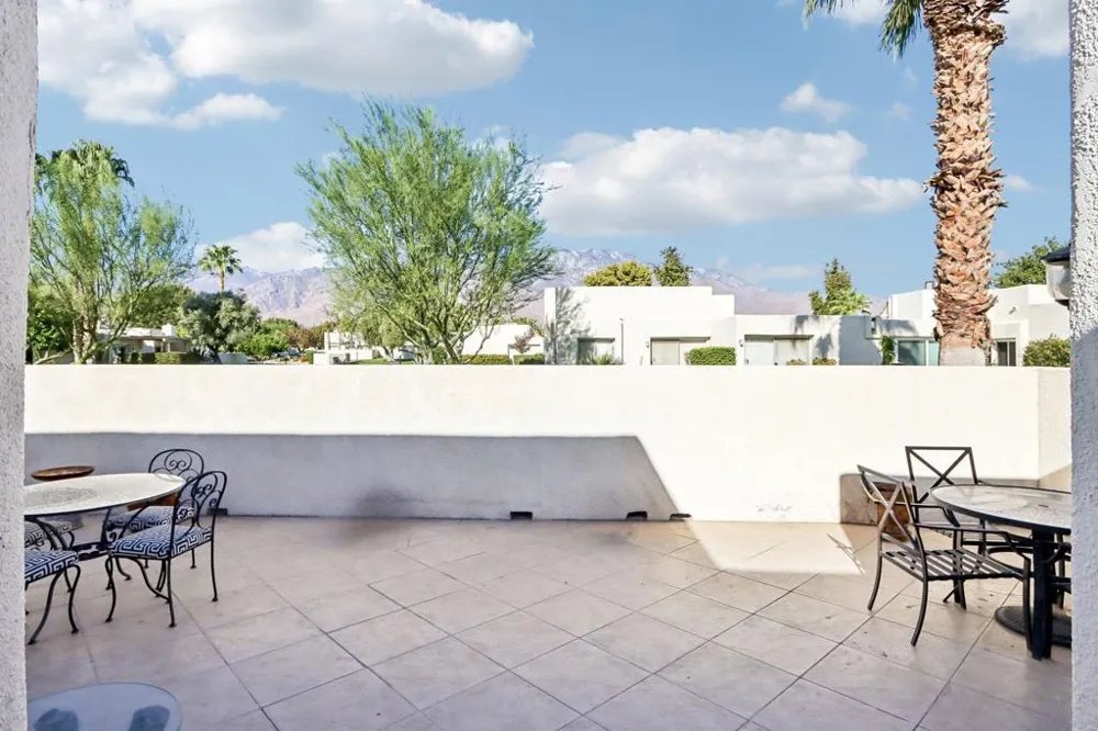 6110 Saint Andrews Plaza Palm Springs, CA 92264