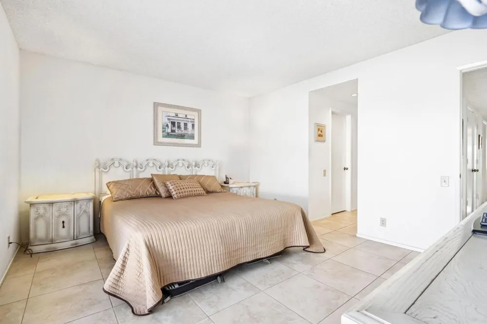 6110 Saint Andrews Plaza Palm Springs, CA 92264