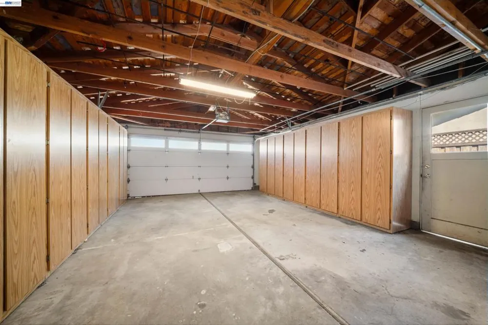 1721 Beachwood Way Pleasanton, CA 94566