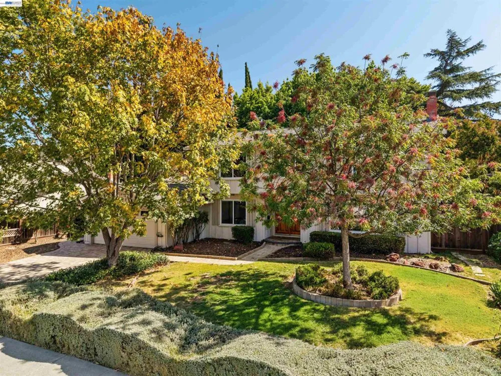 1721 Beachwood Way Pleasanton, CA 94566