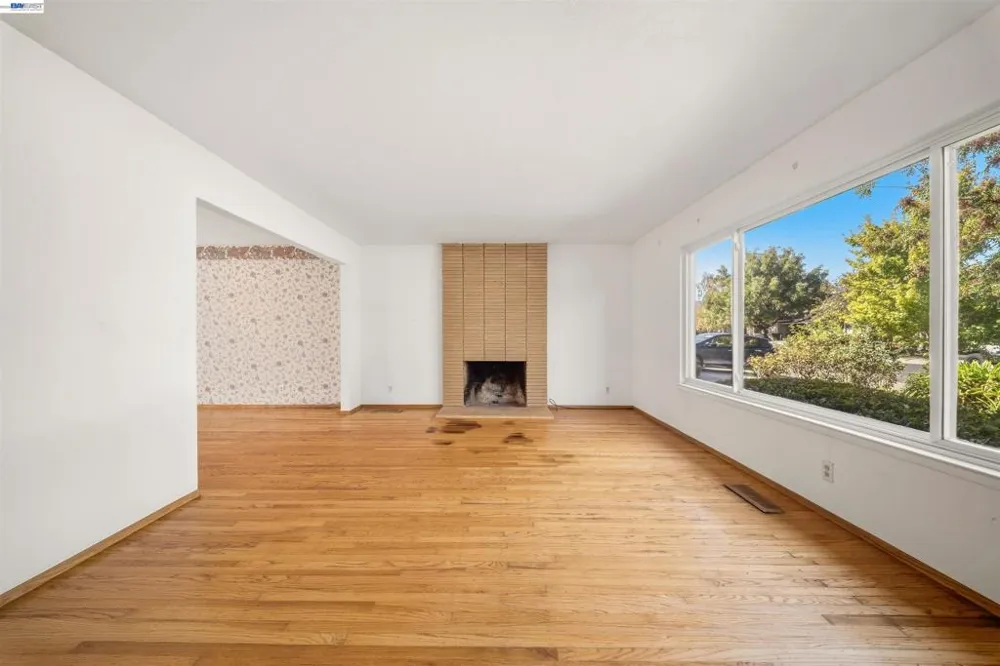 1721 Beachwood Way Pleasanton, CA 94566