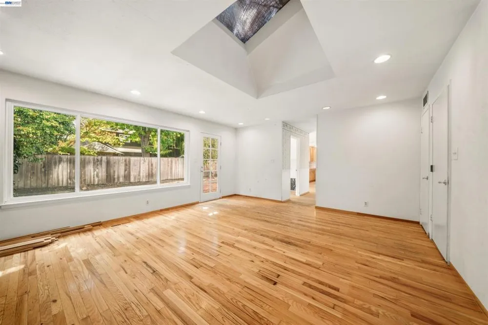 1721 Beachwood Way Pleasanton, CA 94566