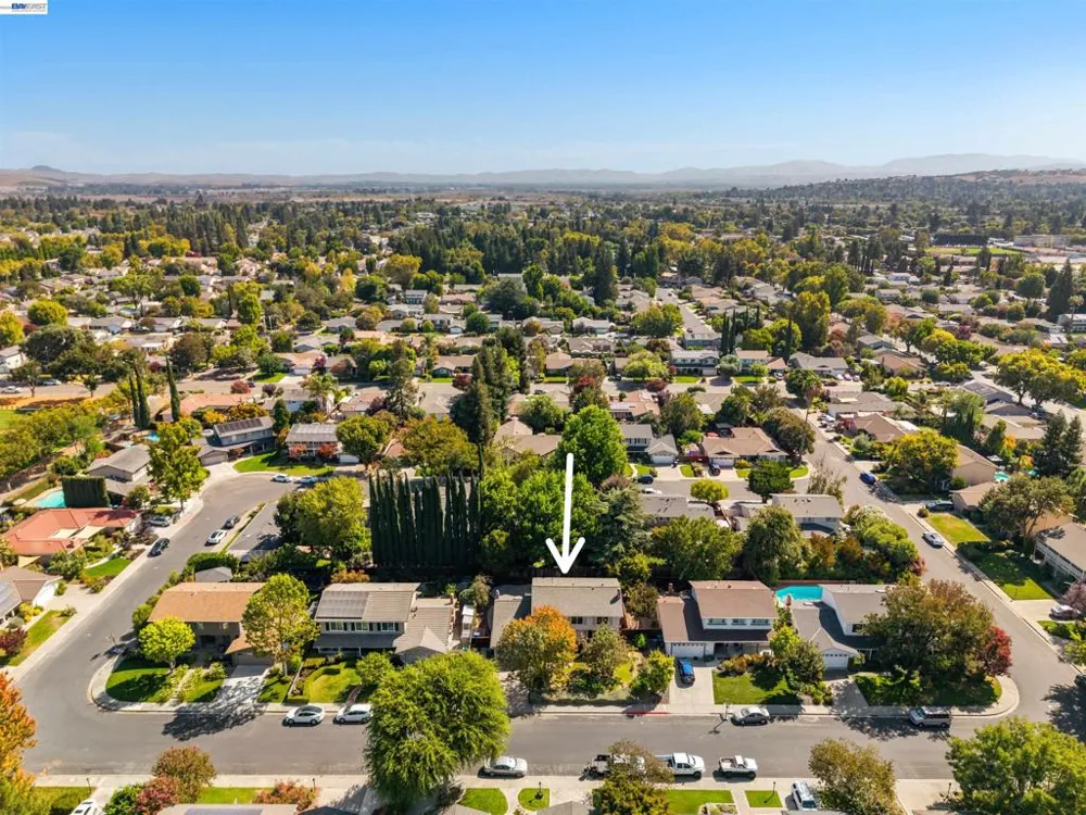 1721 Beachwood Way Pleasanton, CA 94566