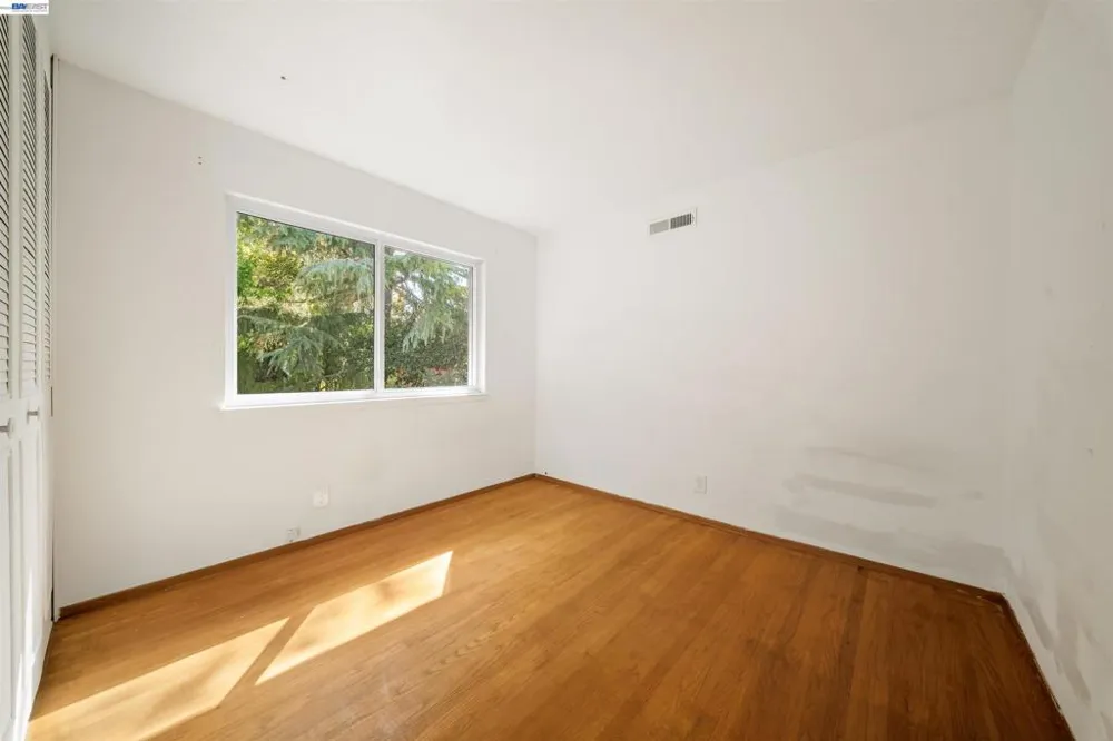 1721 Beachwood Way Pleasanton, CA 94566