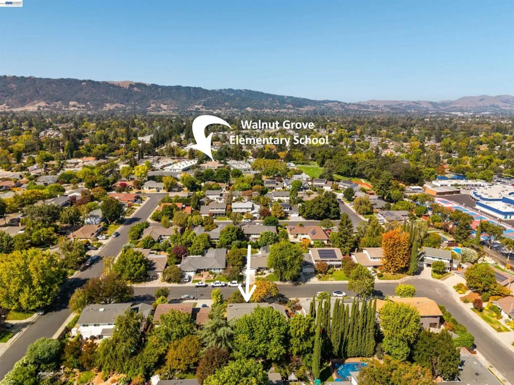 1721 Beachwood Way Pleasanton, CA 94566