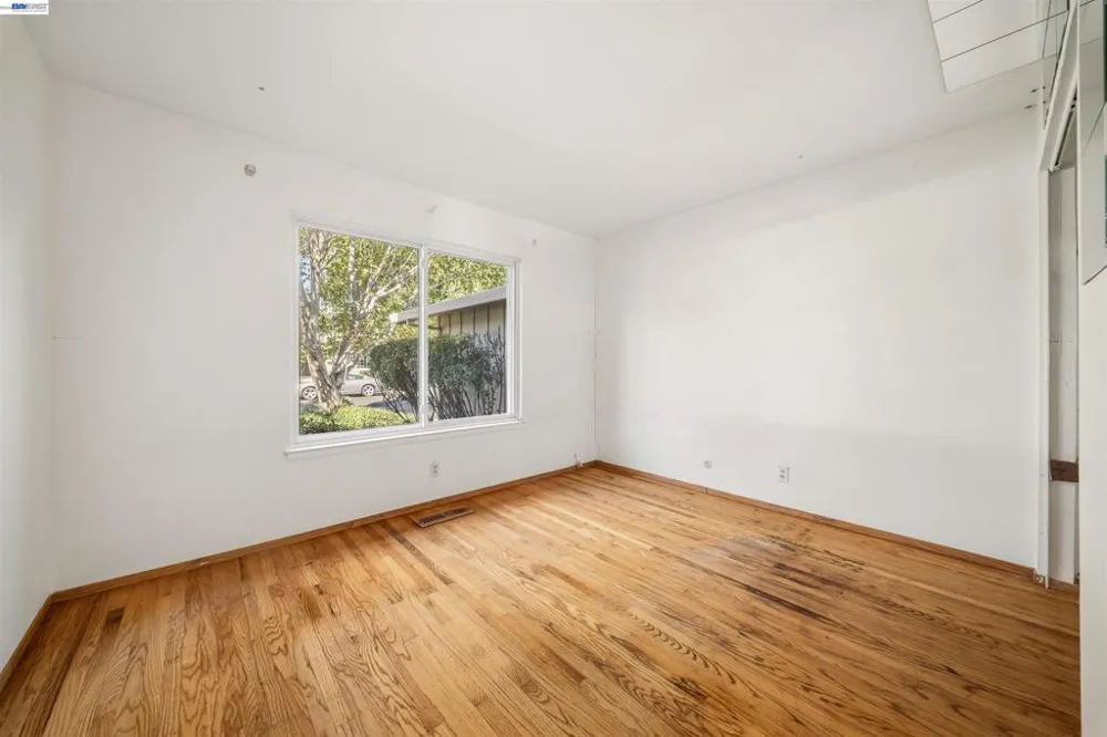 1721 Beachwood Way Pleasanton, CA 94566