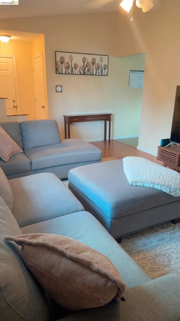 742 Northampton Dr Vacaville, CA 95687