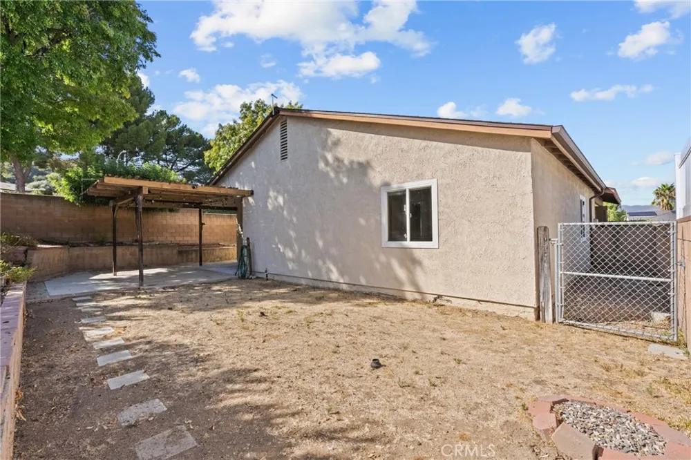28018 Banjo Circle Castaic, CA 91384