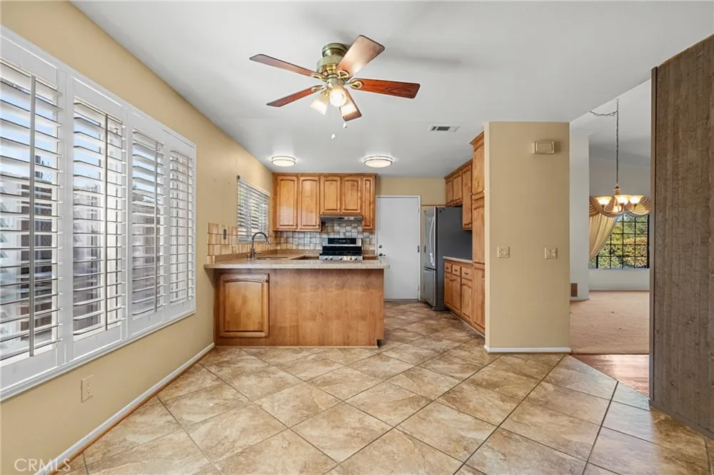 28018 Banjo Circle Castaic, CA 91384