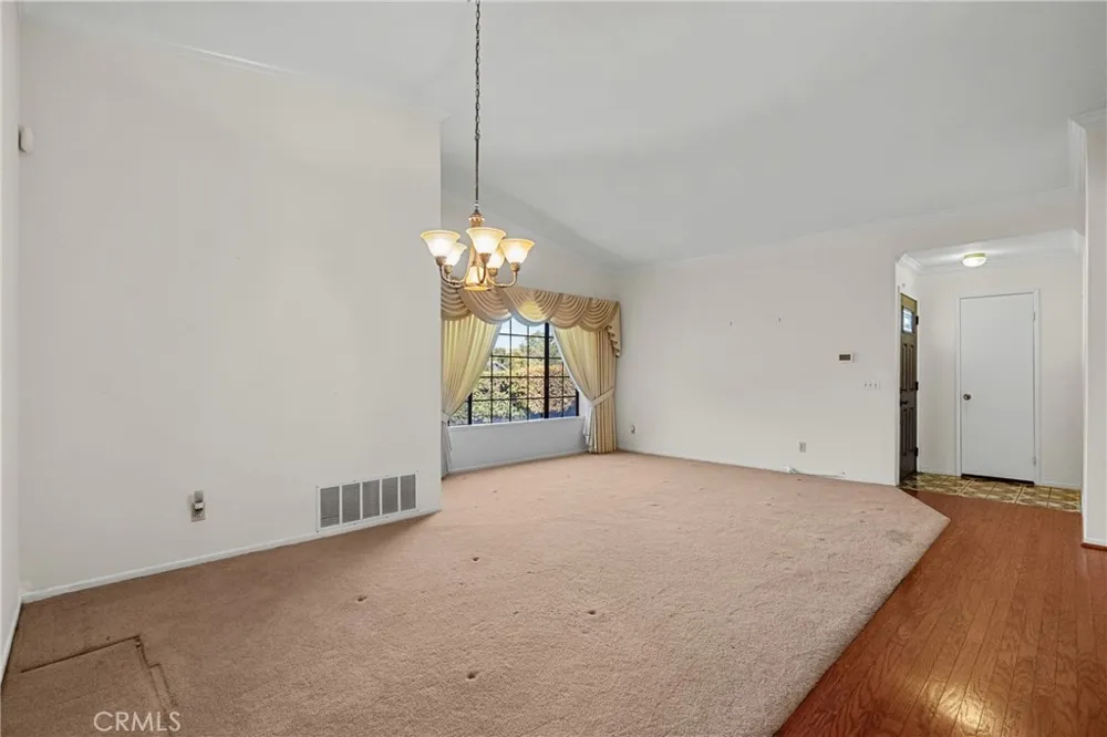 28018 Banjo Circle Castaic, CA 91384